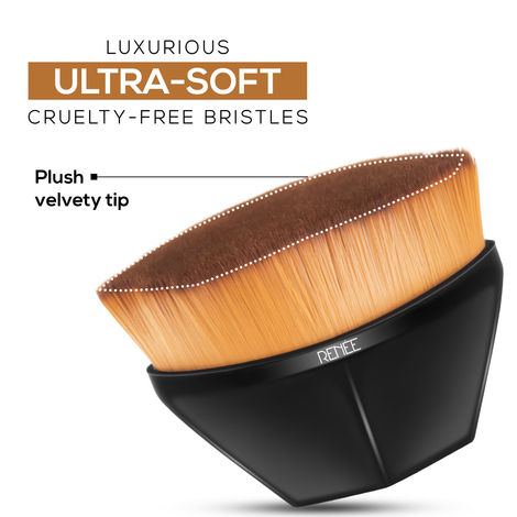 VelvetBlend Makeup Brush